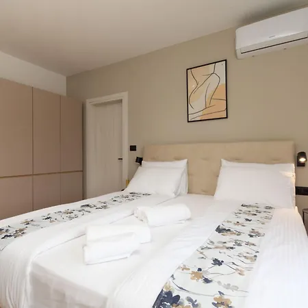 Casa vacanze Modern 300m² - King Beds And Leisure Zone By Interhome